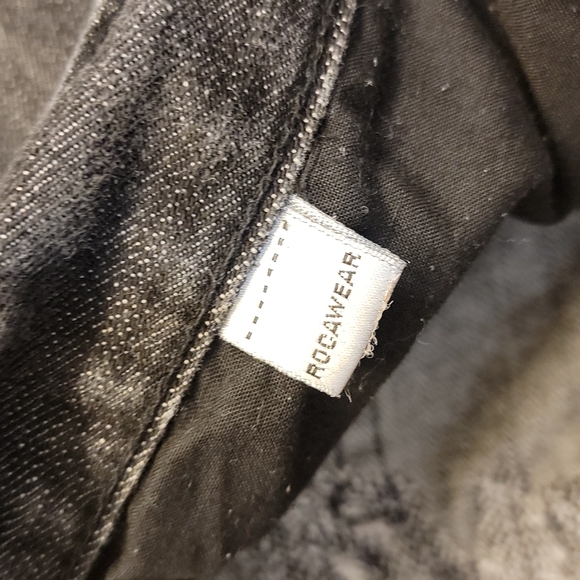 Rocawear size 38 acid wash black jeans - Picture 3 of 5